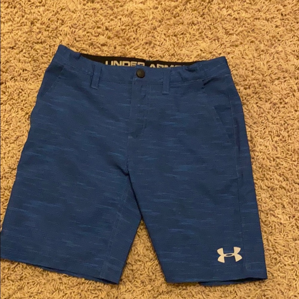 Under Armour golf shorts